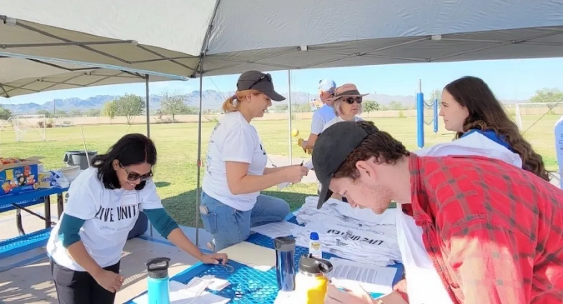 Volunteers at Laguna Elementary